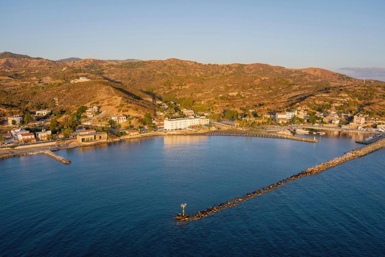 Tylos Beach Hotel Kato Pyrgos Exterior photo