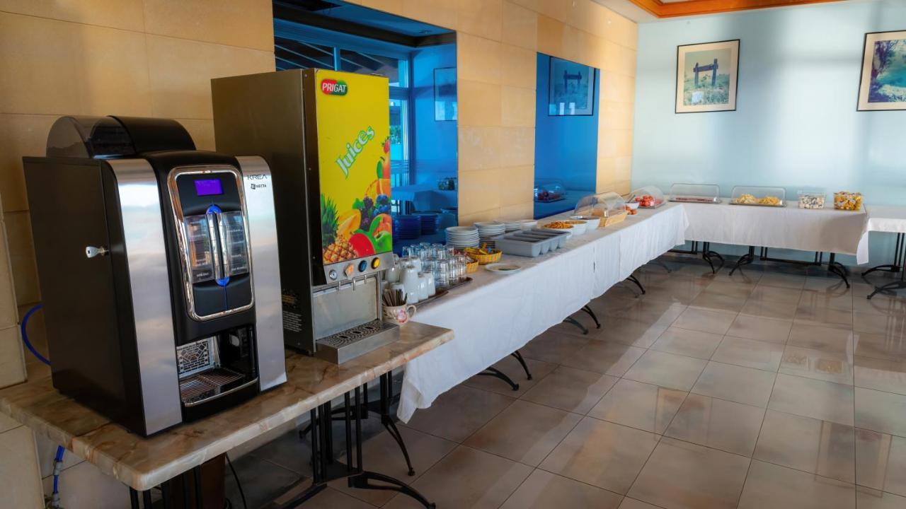 Tylos Beach Hotel Kato Pyrgos Exterior photo