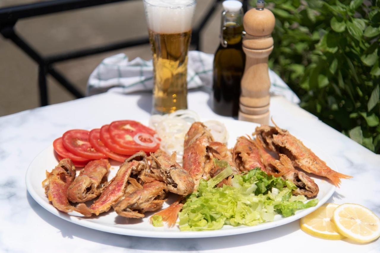 Tylos Beach Hotel Kato Pyrgos Exterior photo